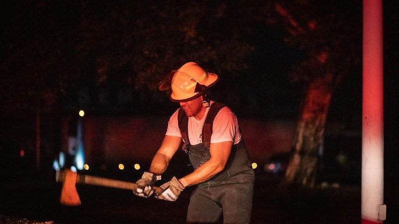 Bomberos GDL árboles caídos (2).jpeg